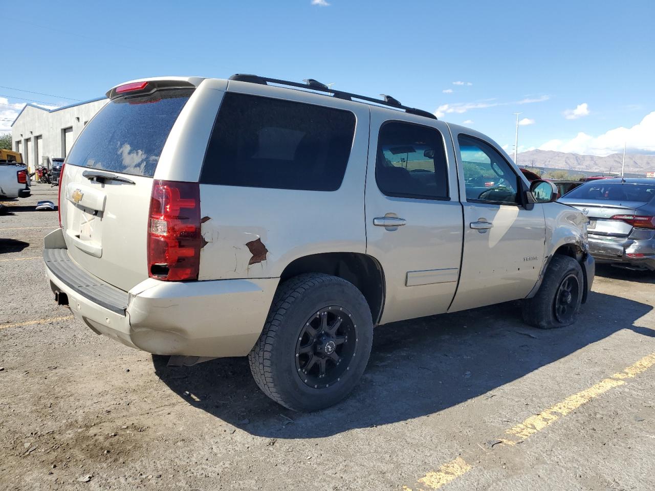 CHEVROLET TAHOE K1500 LT