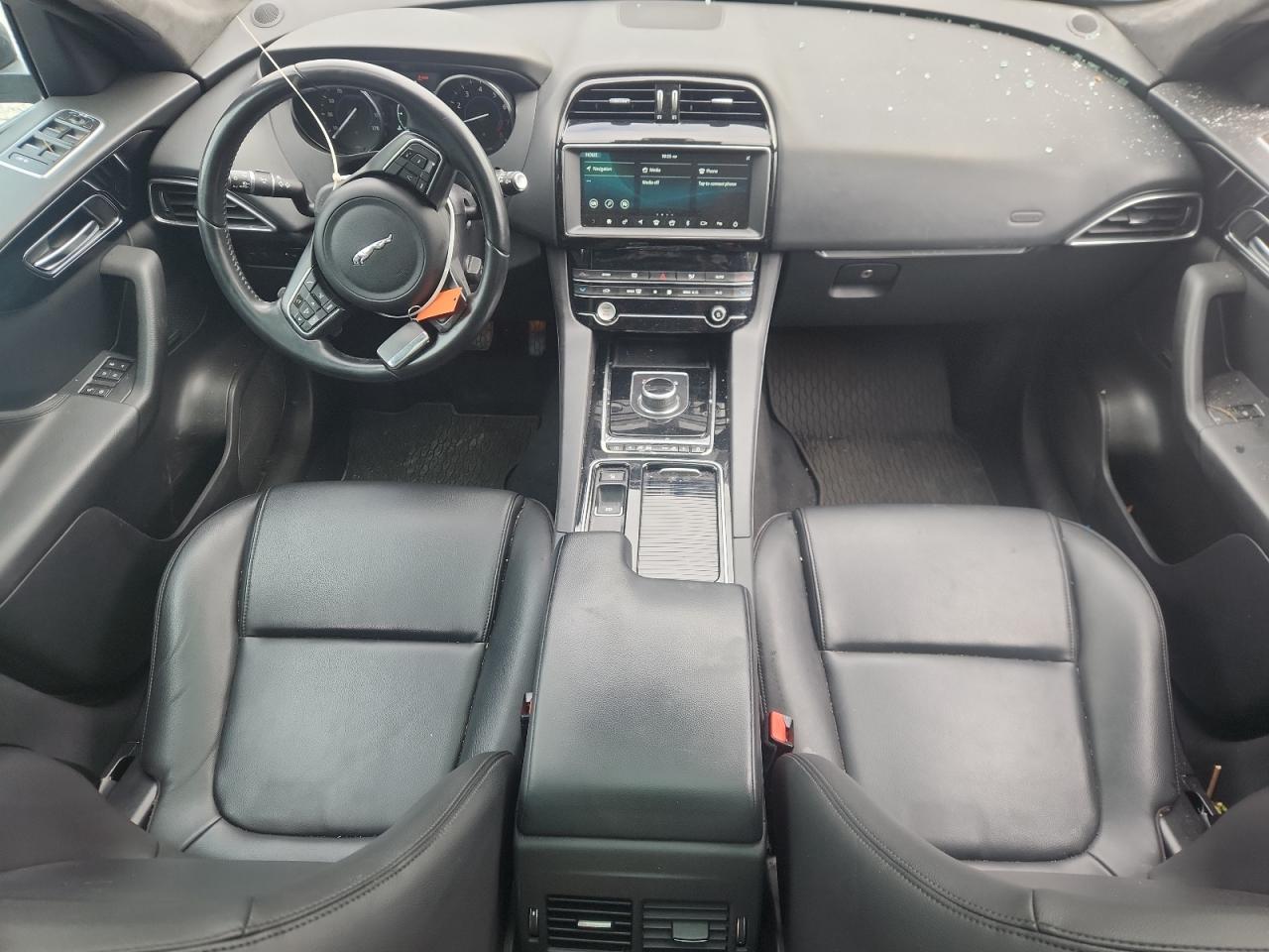 JAGUAR F-PACE PREMIUM