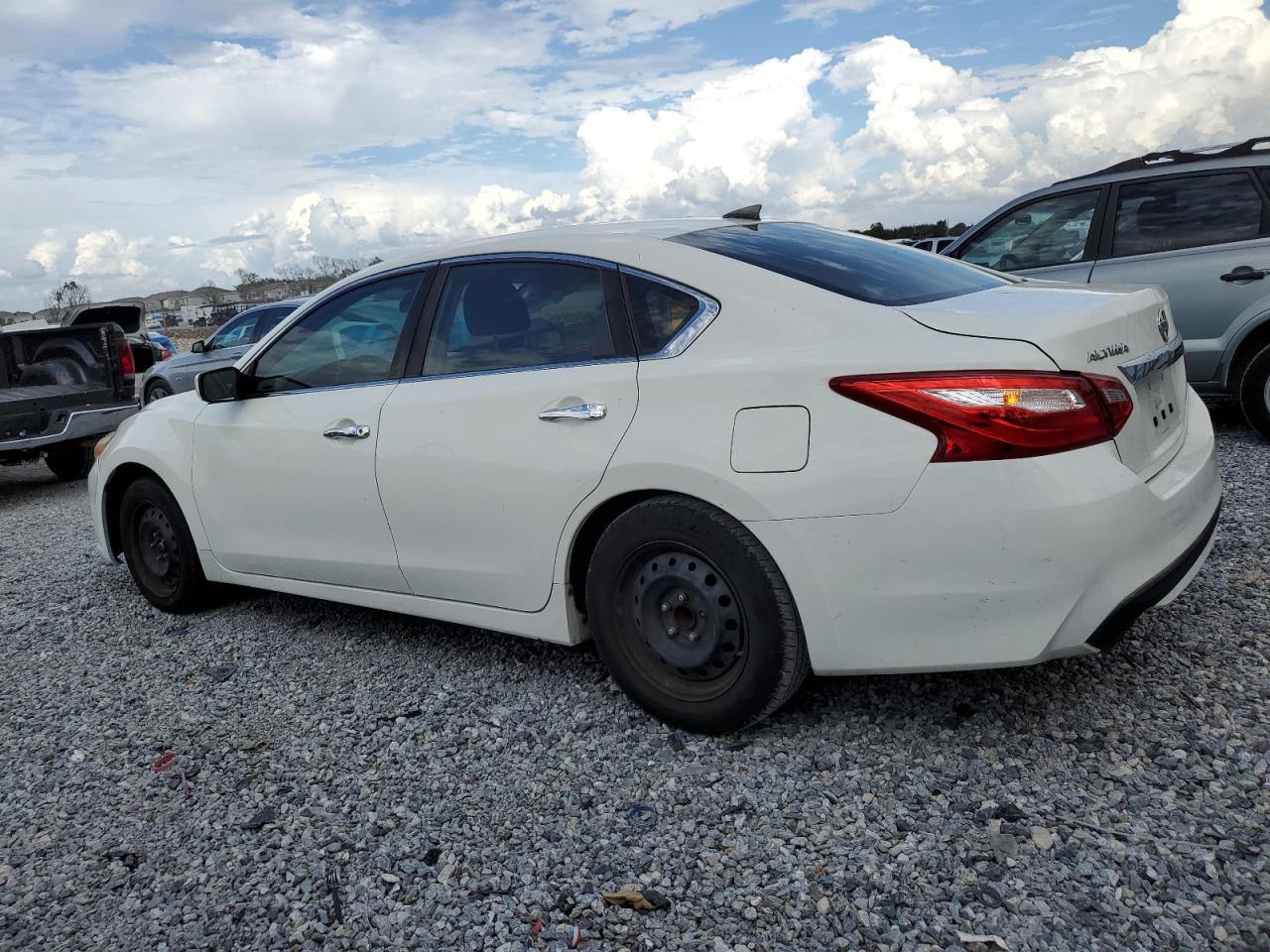 Lot #3302799893 2017 NISSAN ALTIMA 2.5