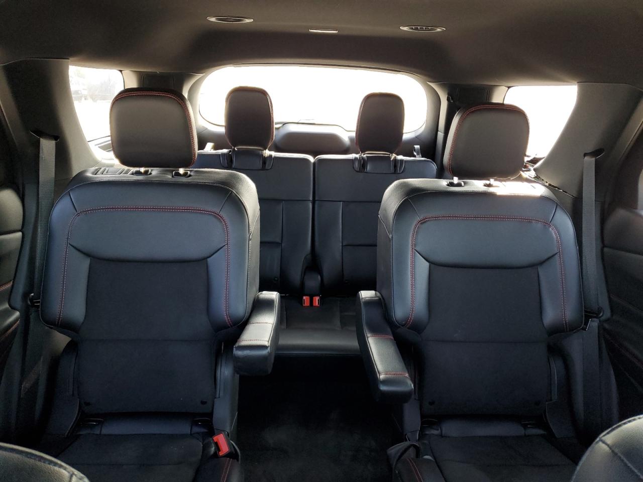 FORD EXPLORER ST-LINE