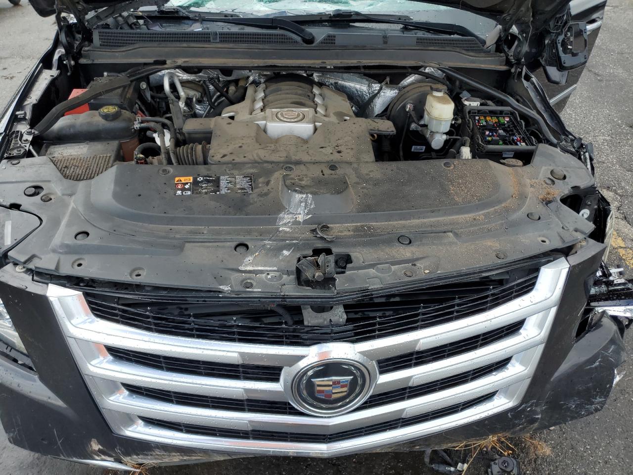 CADILLAC ESCALADE PREMIUM