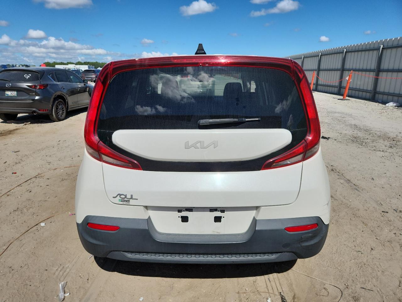 KIA SOUL LX