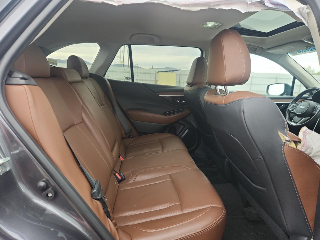 SUBARU OUTBACK TOURING