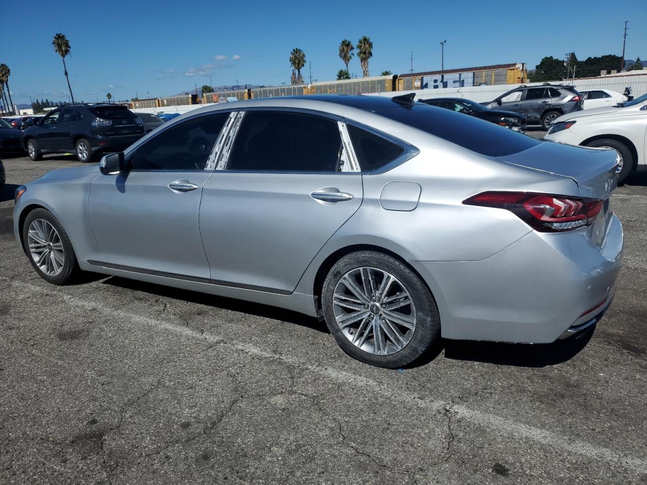 HYUNDAI GENESIS BASE