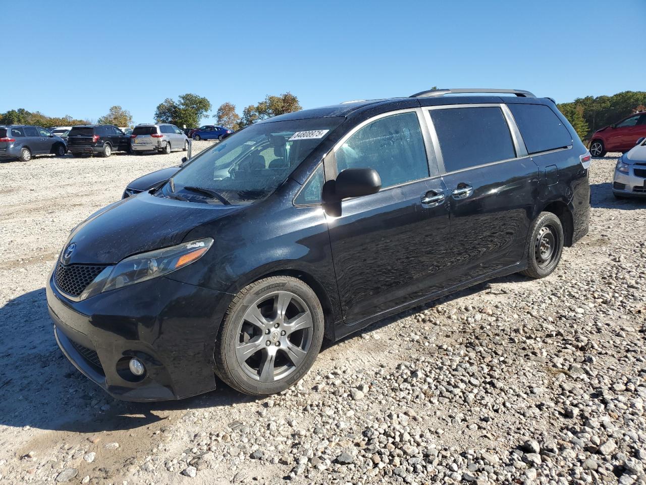 TOYOTA SIENNA SE