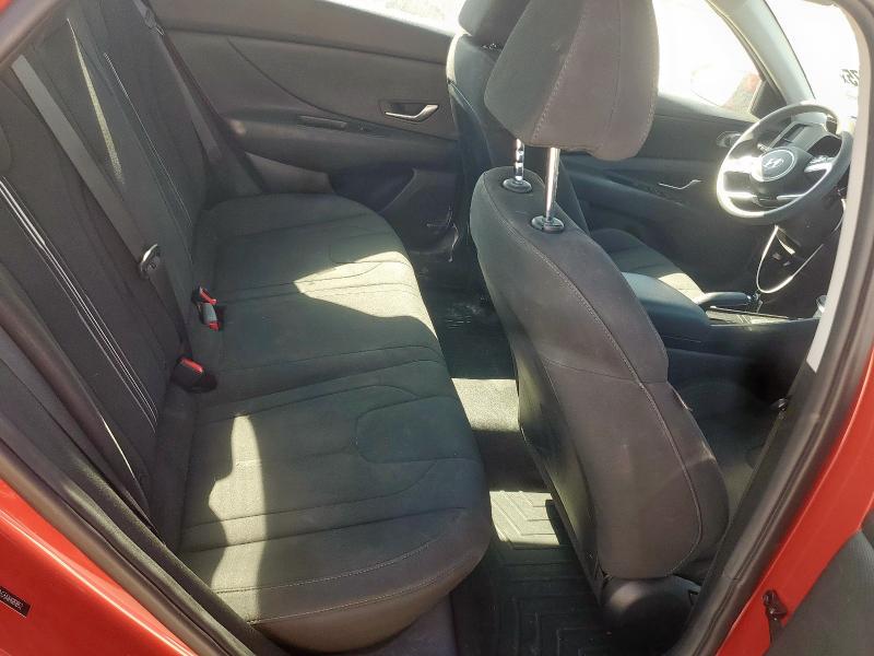 2022 HYUNDAI ELANTRA SE - 5NPLM4AG5NH081852