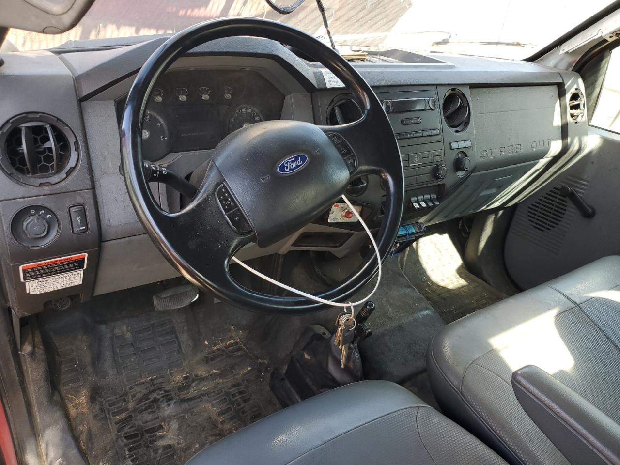 FORD F-750 SUPER DUTY