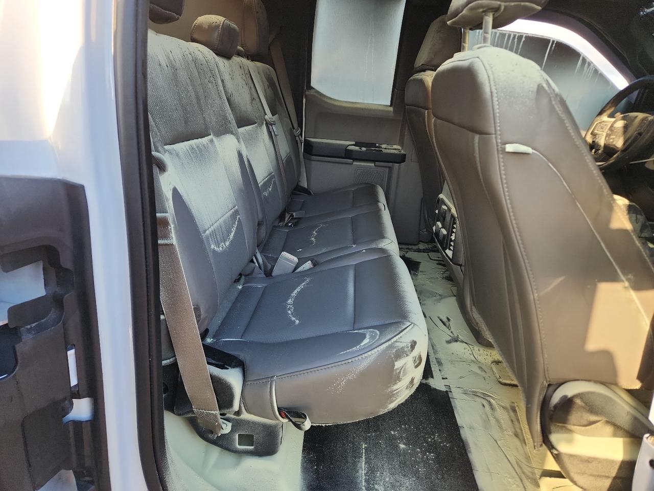 FORD F-150 SUPER CAB