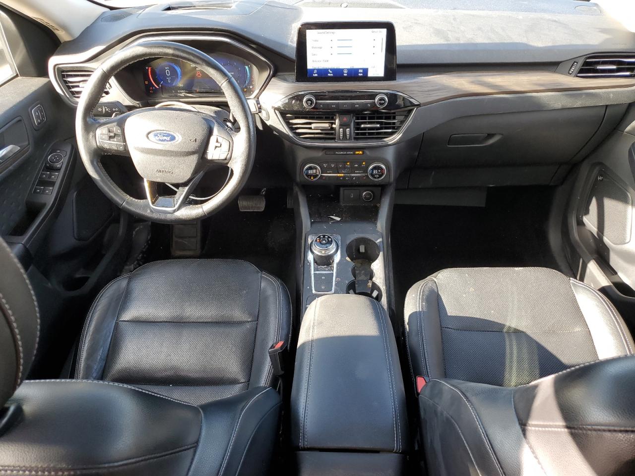 FORD ESCAPE TITANIUM