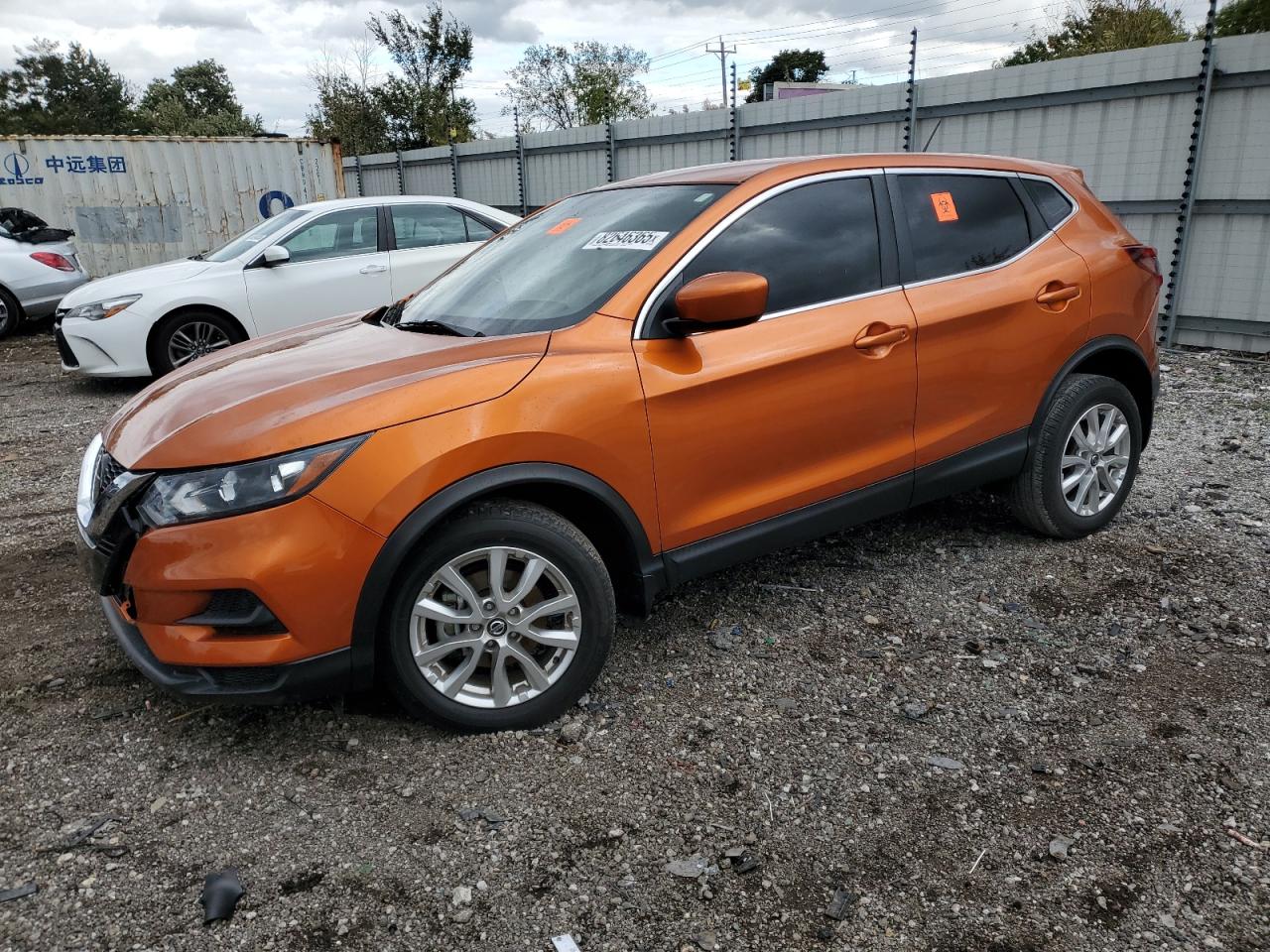 NISSAN ROGUE SPORT S