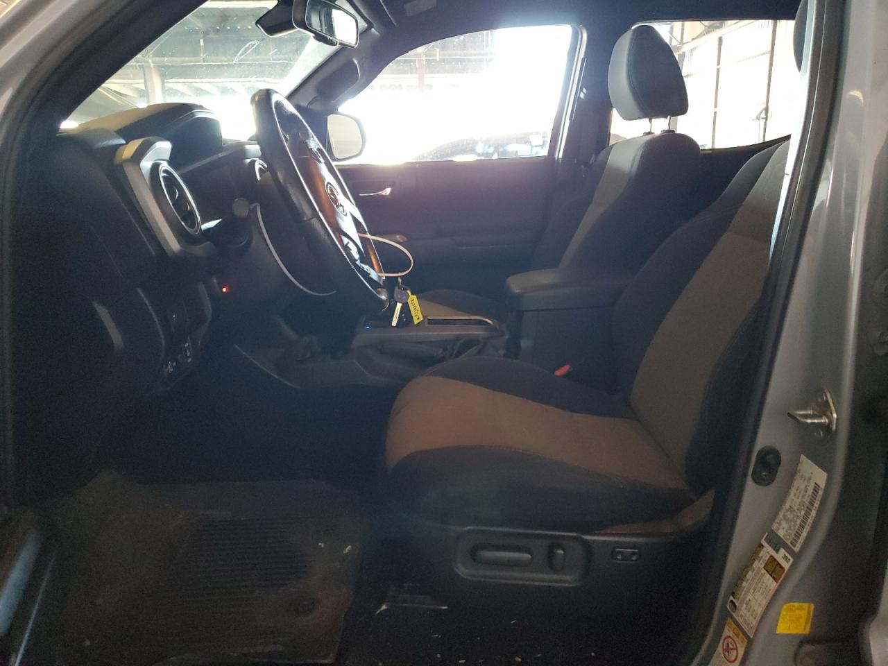 TOYOTA TACOMA DOUBLE CAB