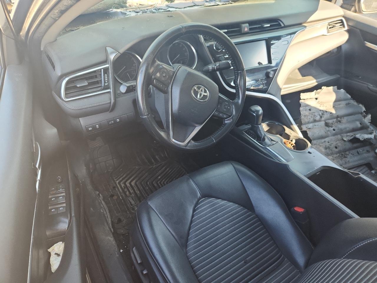TOYOTA CAMRY L