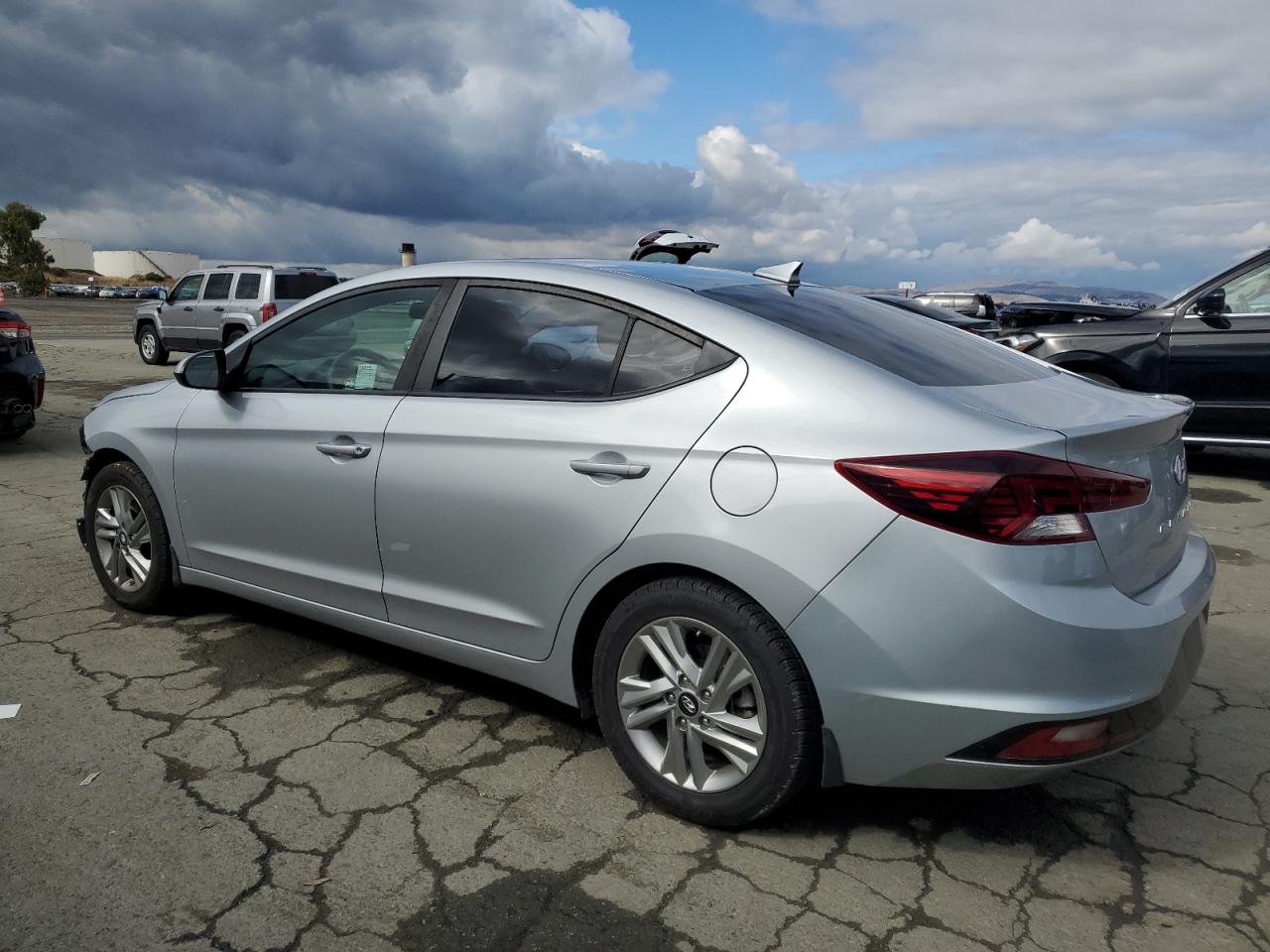HYUNDAI ELANTRA SEL