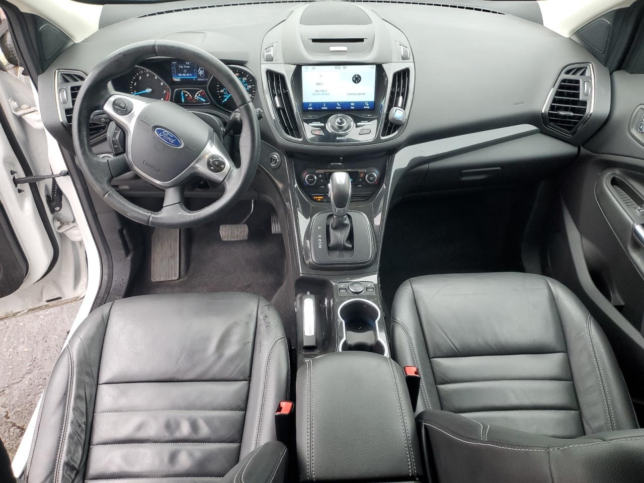 FORD ESCAPE TITANIUM