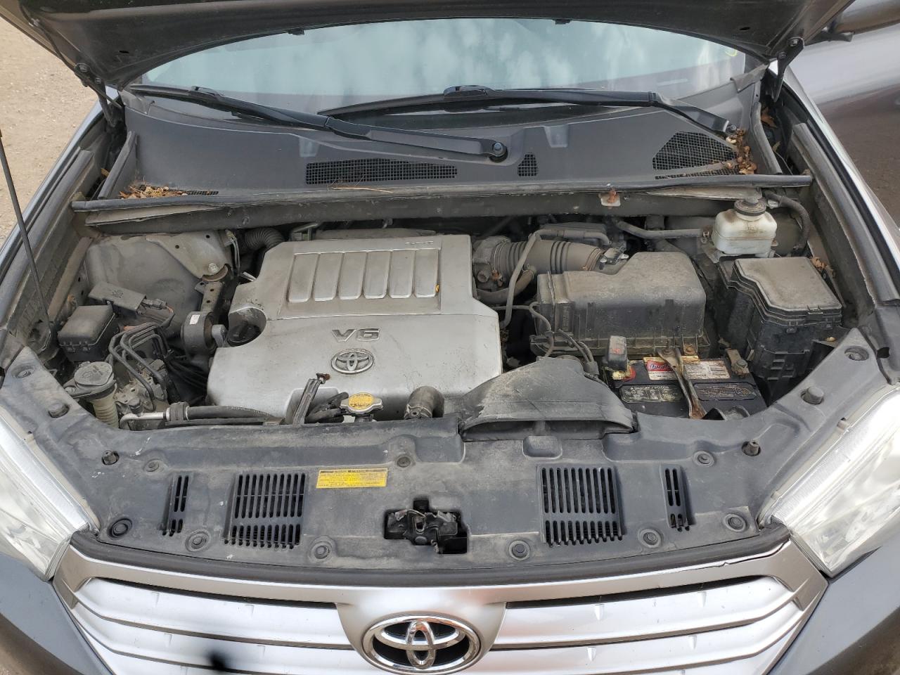 TOYOTA HIGHLANDER BASE