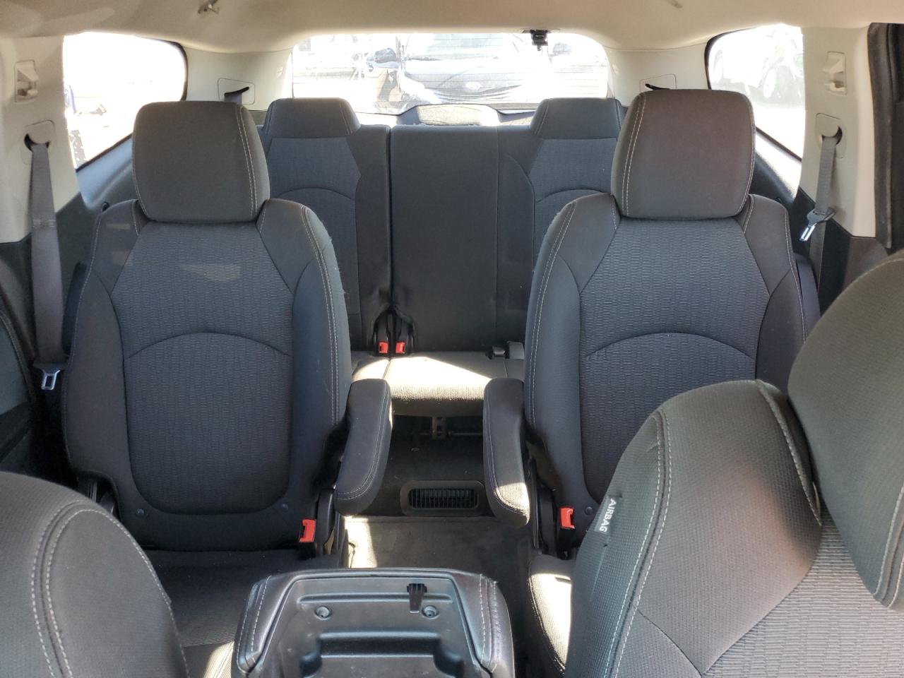 CHEVROLET TRAVERSE LT