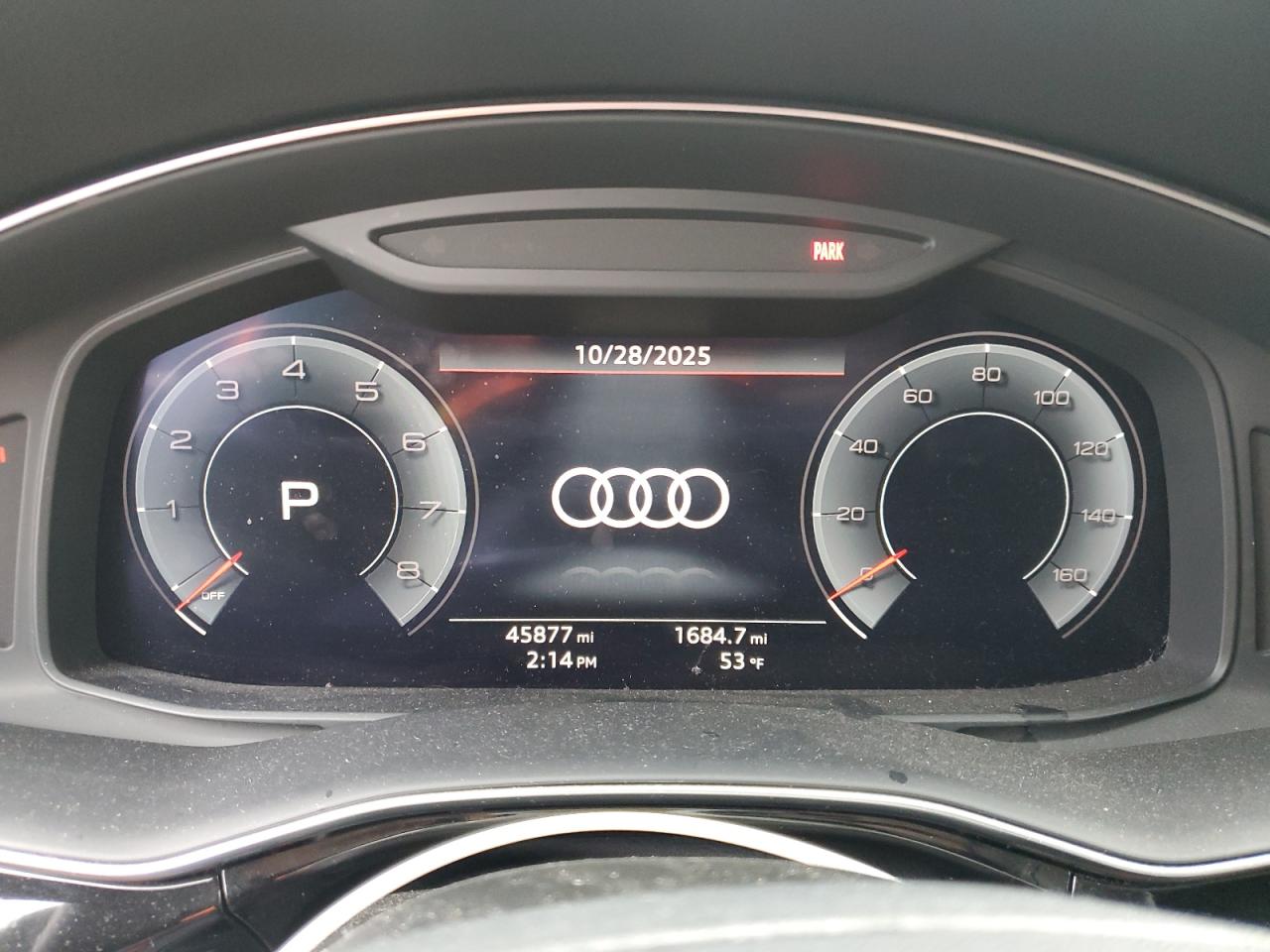 AUDI Q8 PREMIUM PLUS