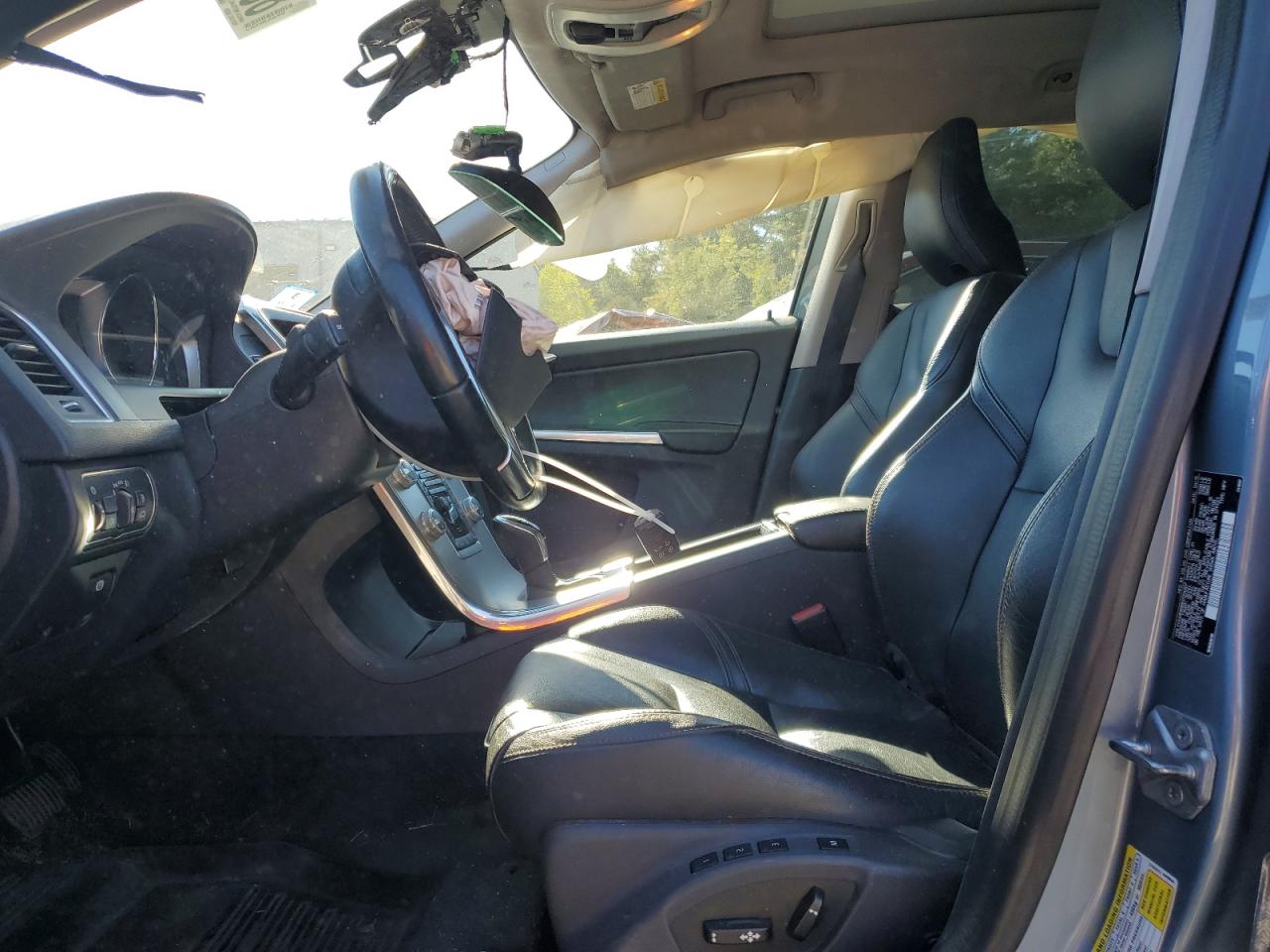 VOLVO XC60 T6 DYNAMIC