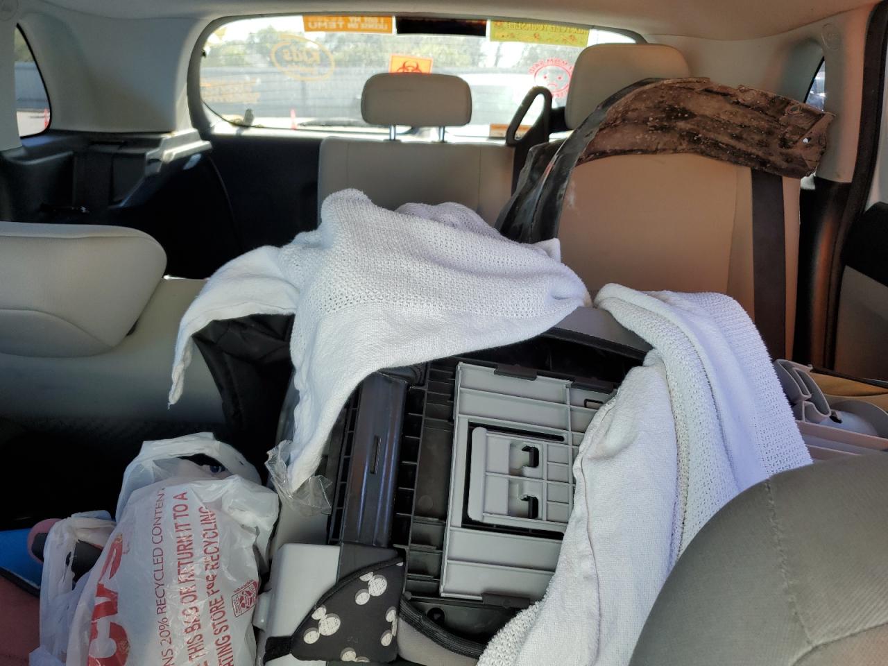 MITSUBISHI OUTLANDER ES