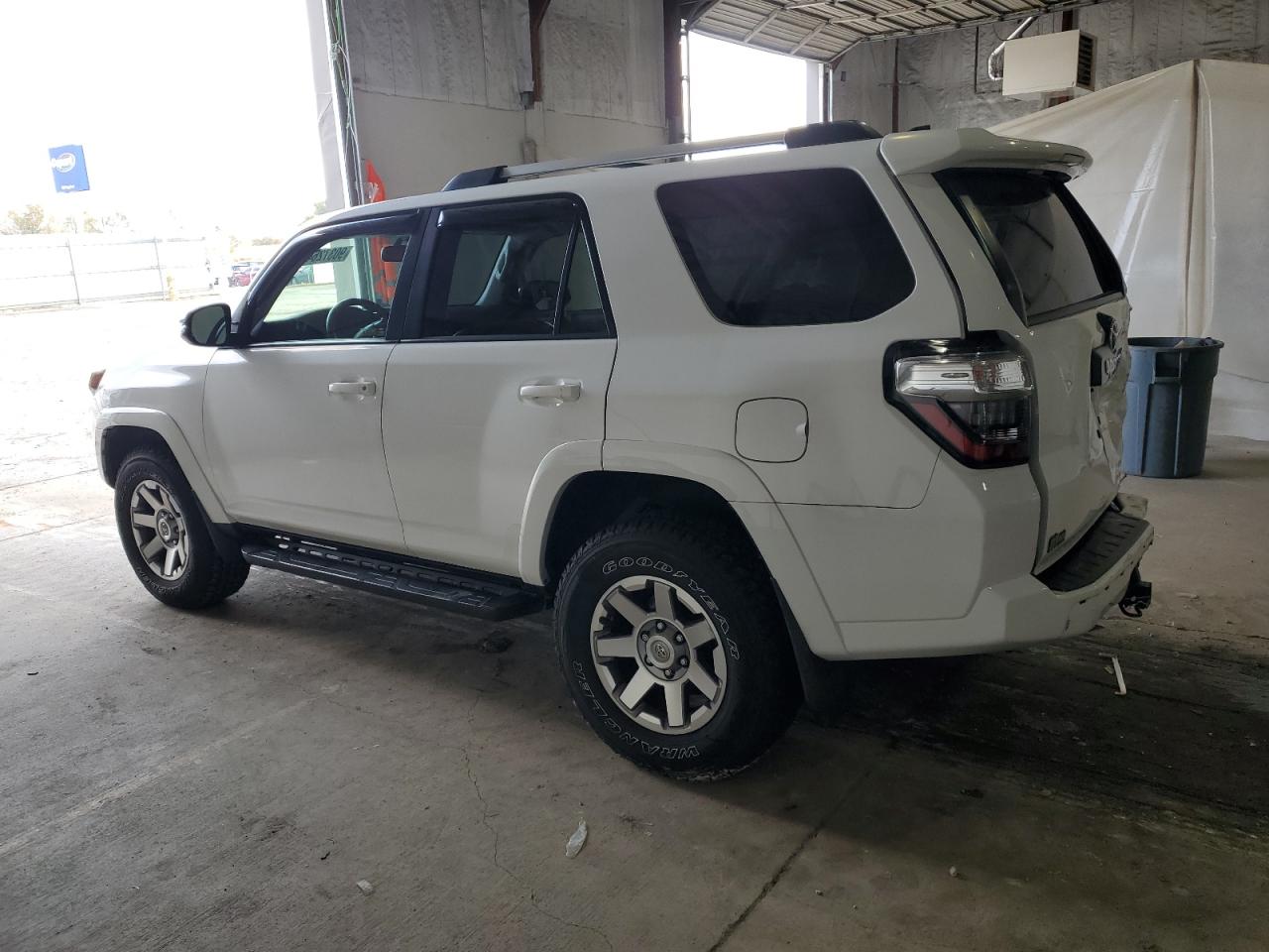 TOYOTA 4RUNNER SR5/SR5 PREMIUM