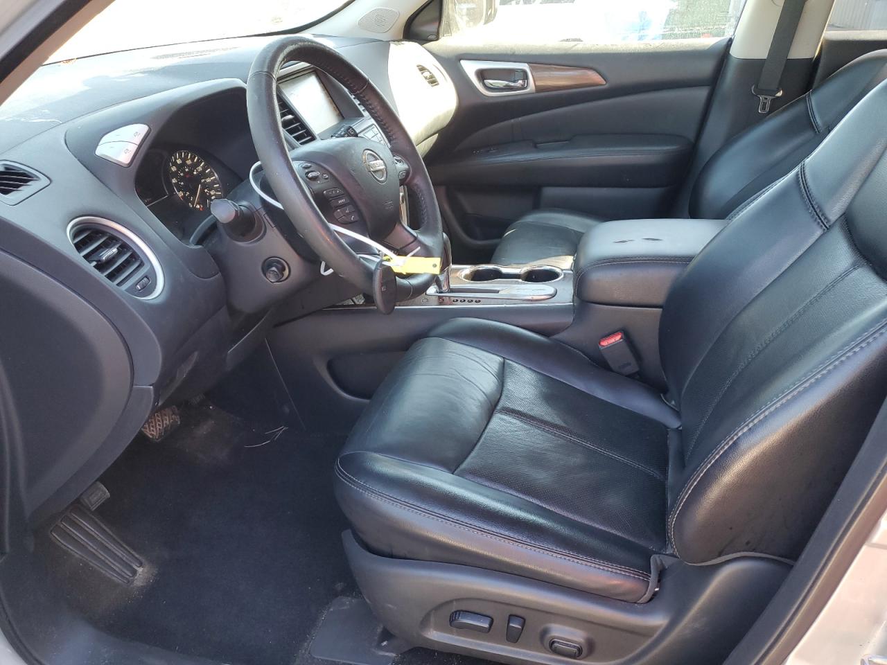 NISSAN PATHFINDER PLATINUM