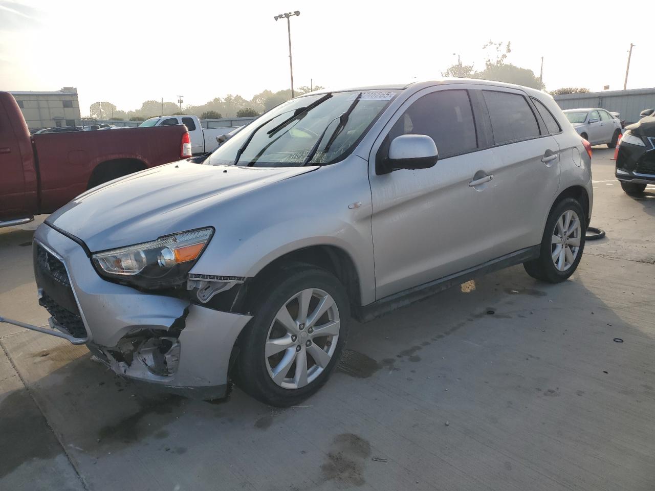 MITSUBISHI OUTLANDER ES