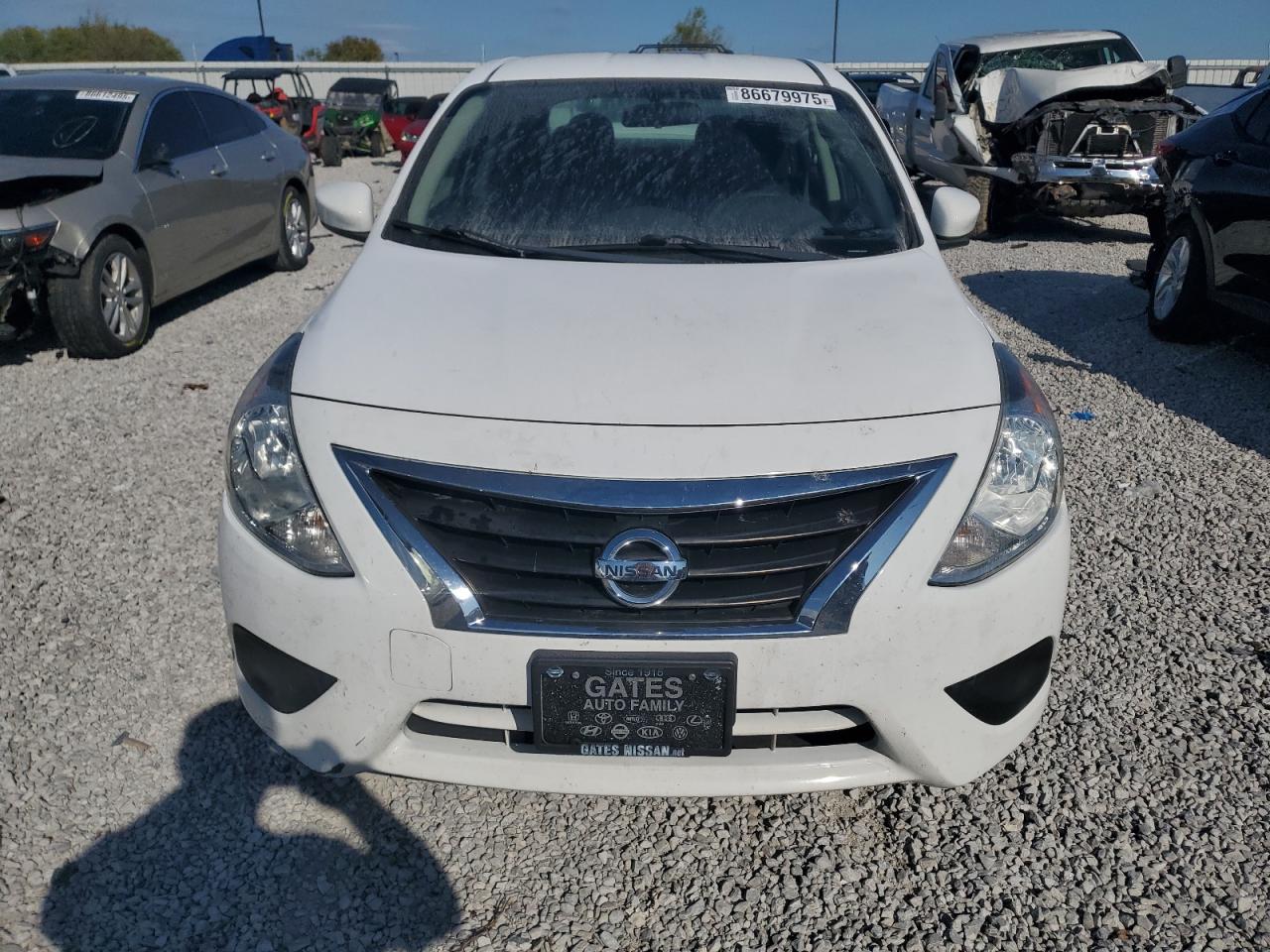 NISSAN VERSA S