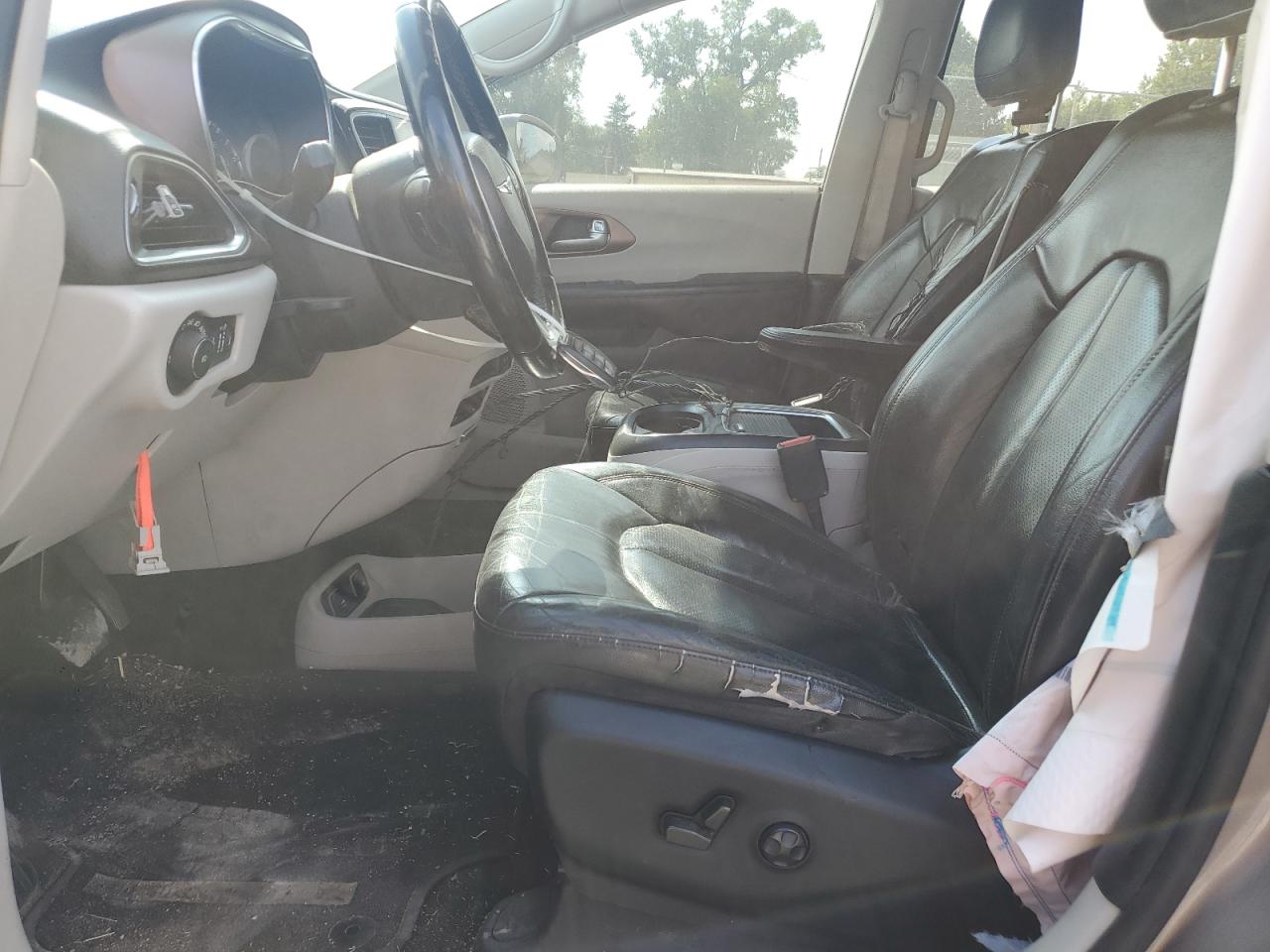 CHRYSLER PACIFICA TOURING L PLUS