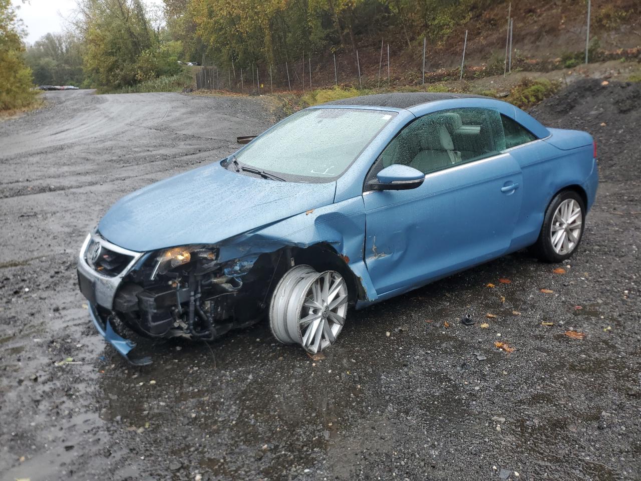 Lot #3312424628 2010 VOLKSWAGEN EOS TURBO