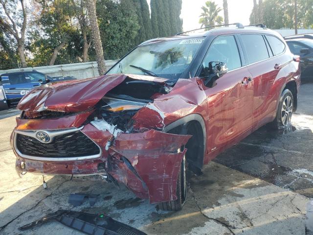 2022 TOYOTA HIGHLANDER HYBRID XLE 5TDHBRCH3NS552079