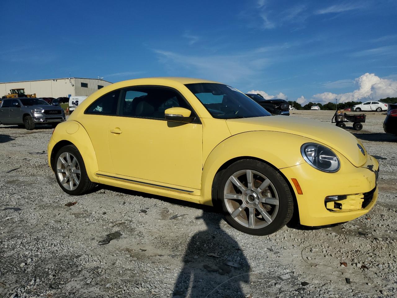 VOLKSWAGEN BEETLE