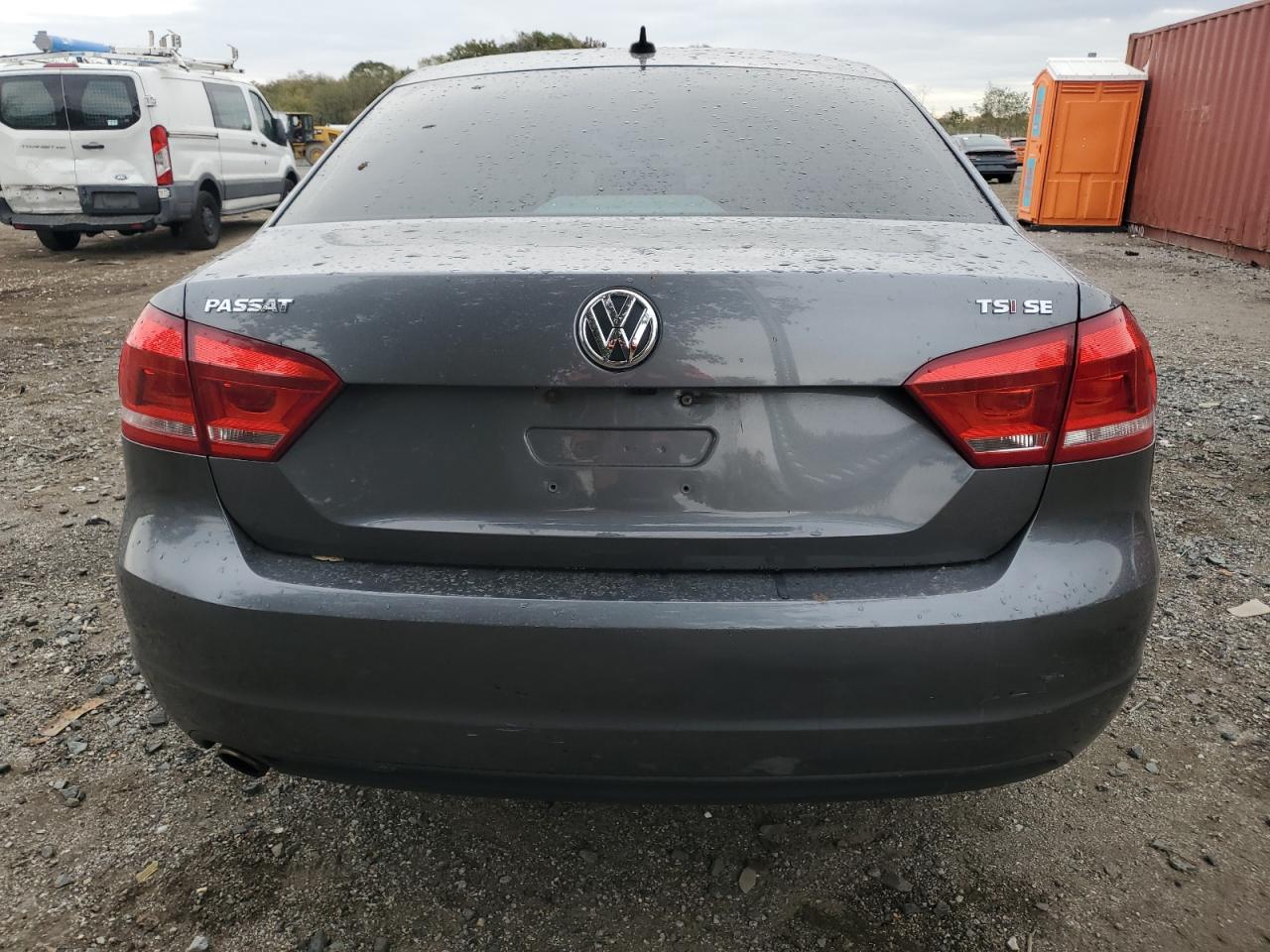 VOLKSWAGEN PASSAT SE