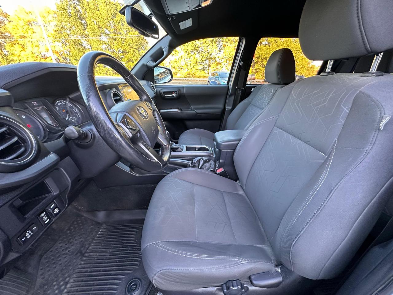 TOYOTA TACOMA DOUBLE CAB