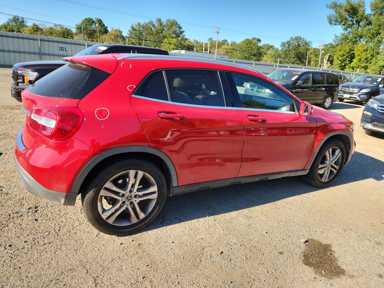 MERCEDES-BENZ GLA-CLASS 250