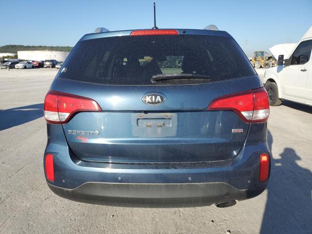 2014 KIA SORENTO LX - 5XYKT3A60EG501069