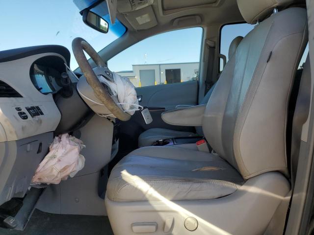 2011 TOYOTA SIENNA XLE - 5TDYK3DC2BS132468