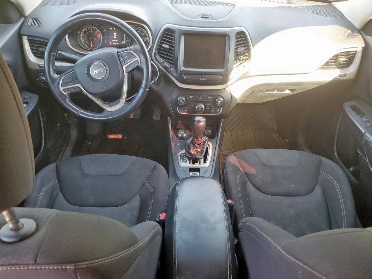 JEEP GRAND CHEROKEE LATITUDE