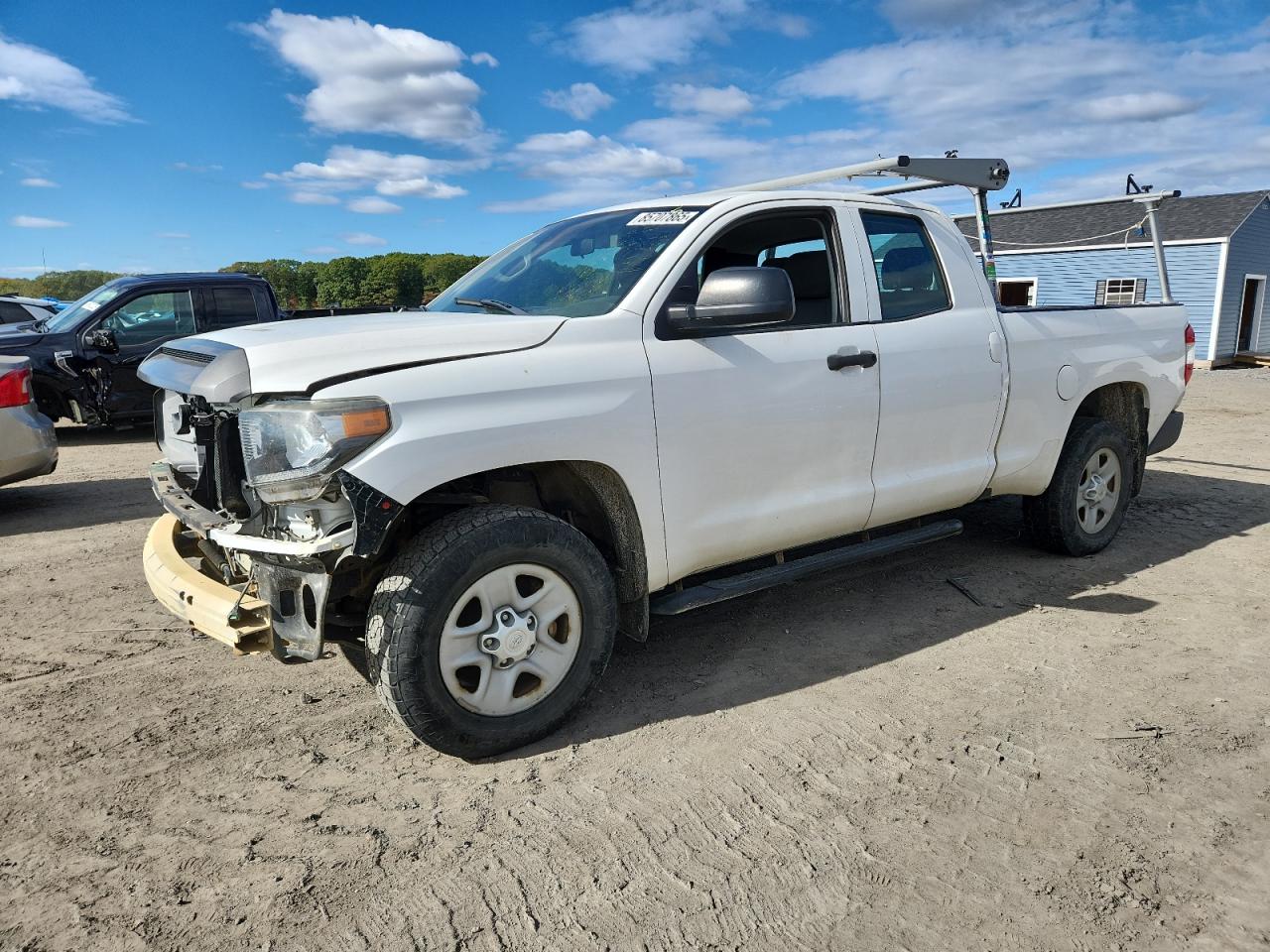 TOYOTA TUNDRA DOUBLE CAB SR