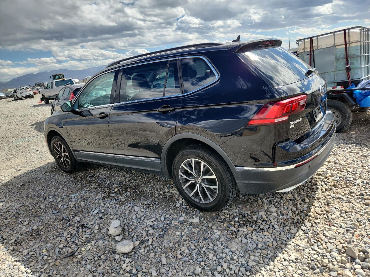 VOLKSWAGEN TIGUAN SE