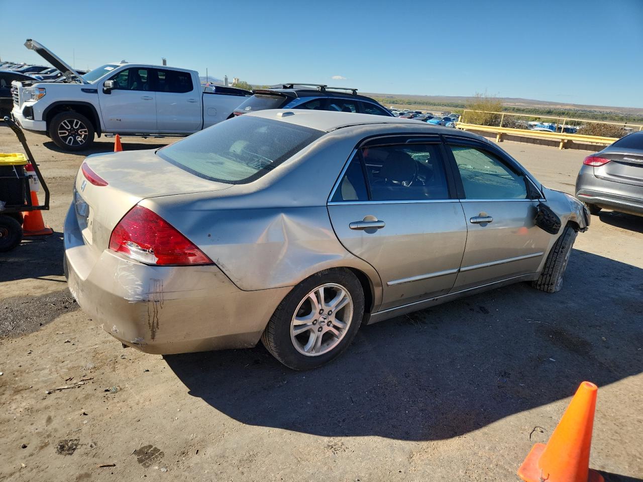 Lot #3310361961 2006 HONDA ACCORD EX
