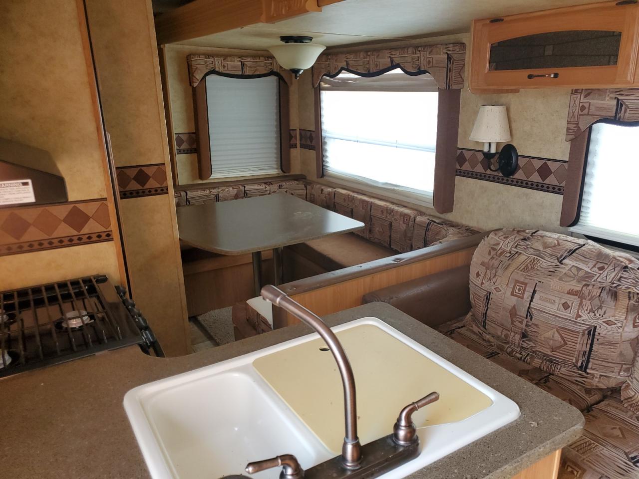 Lot #3284094656 2010 KEYSTONE LAREDO