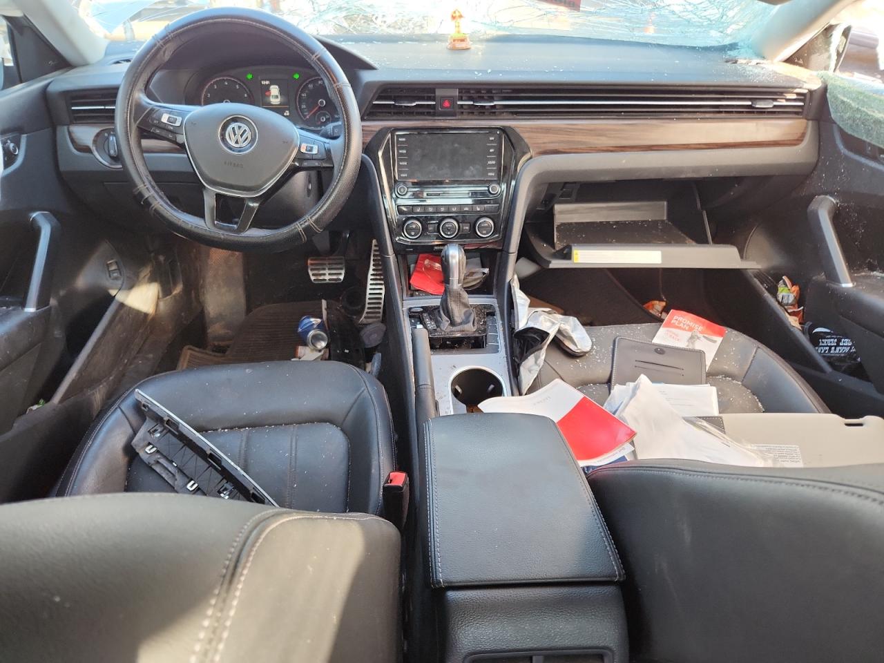 VOLKSWAGEN PASSAT SEL