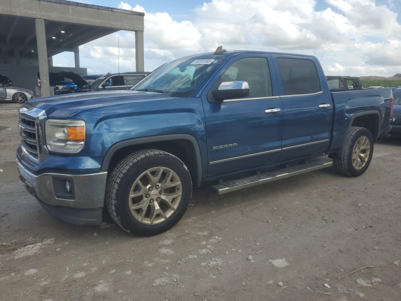 GMC SIERRA C1500 SLT