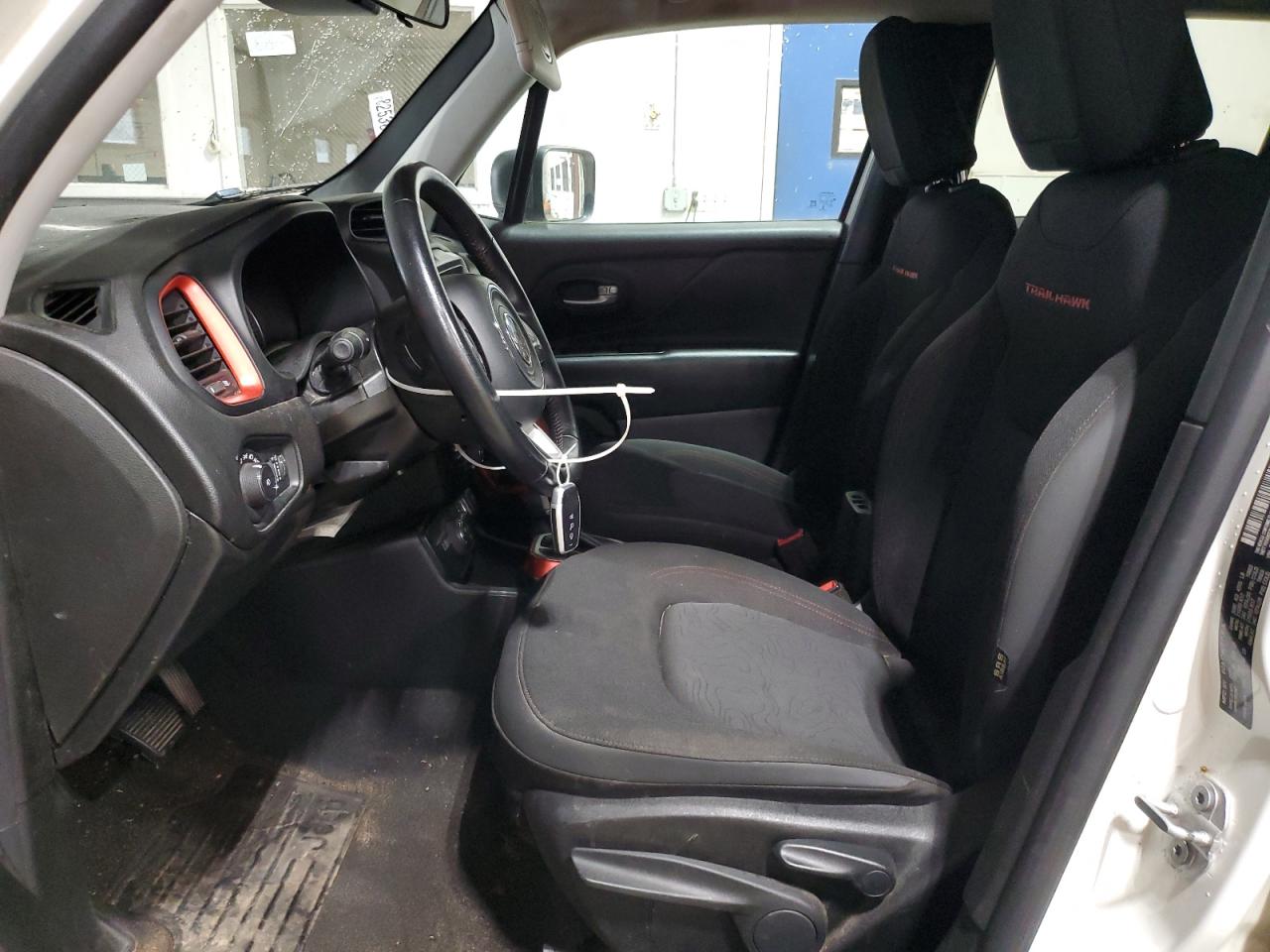 JEEP RENEGADE TRAILHAWK