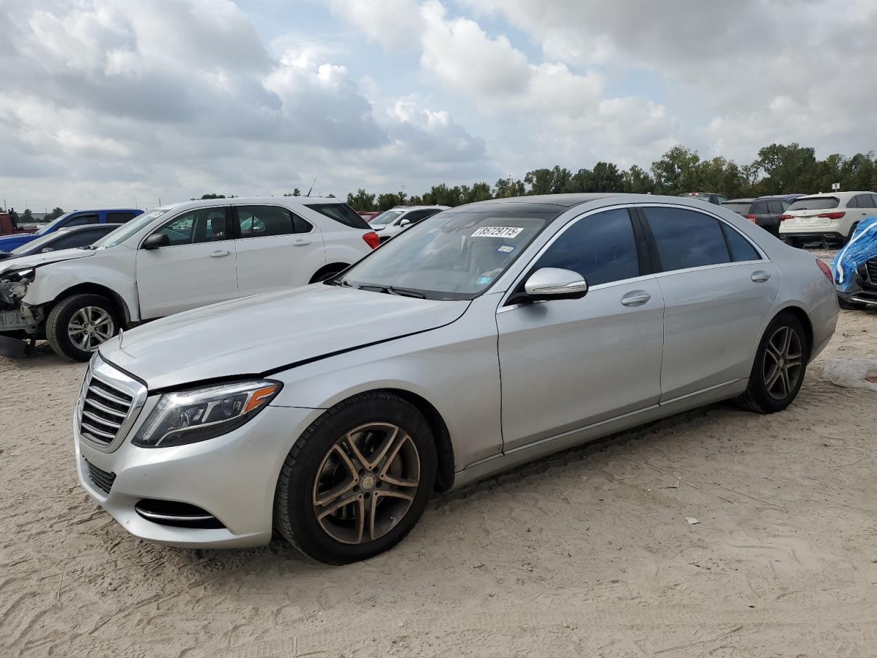 MERCEDES-BENZ S-CLASS 550