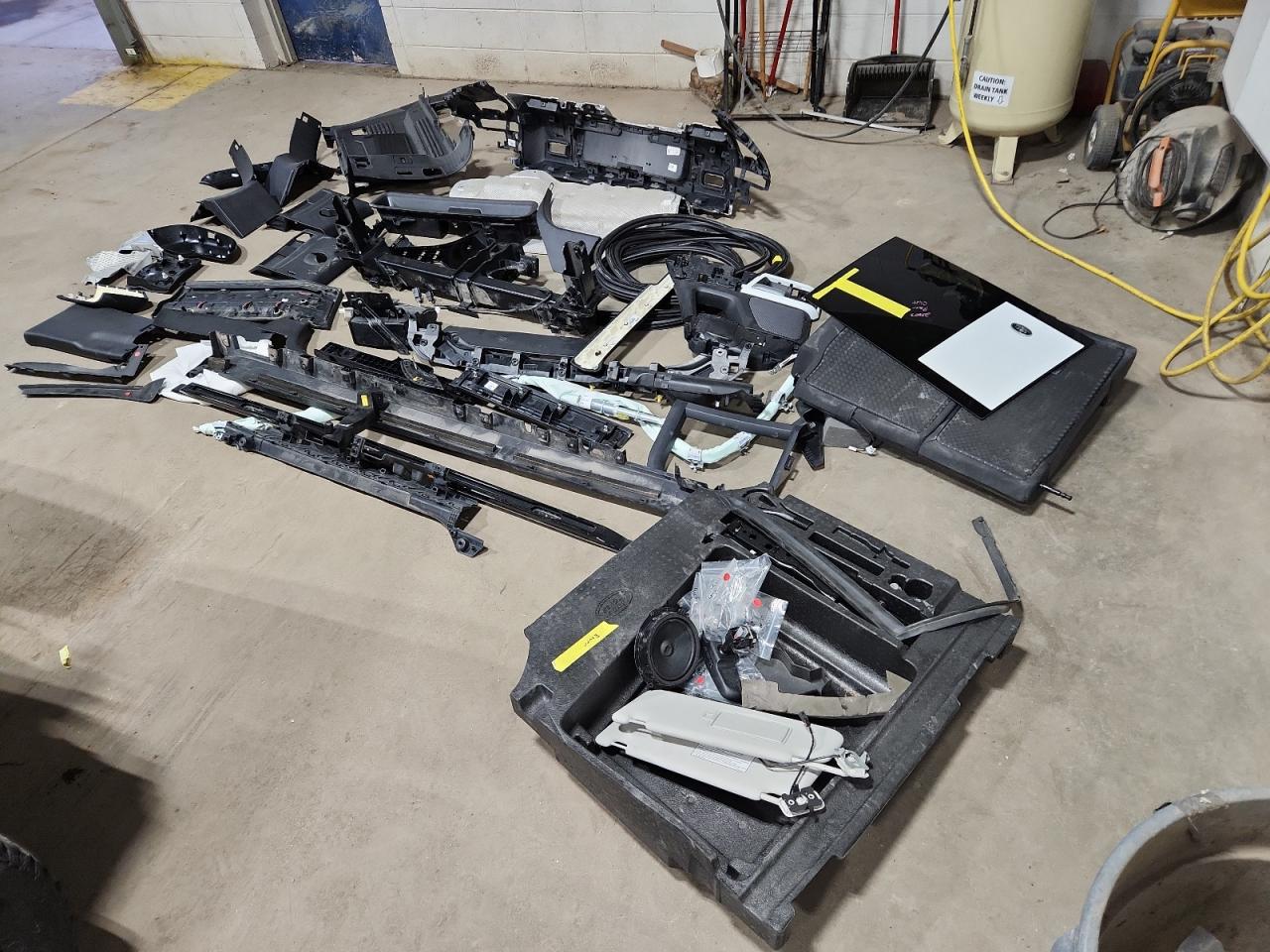 LAND ROVER DEFENDER 110 S