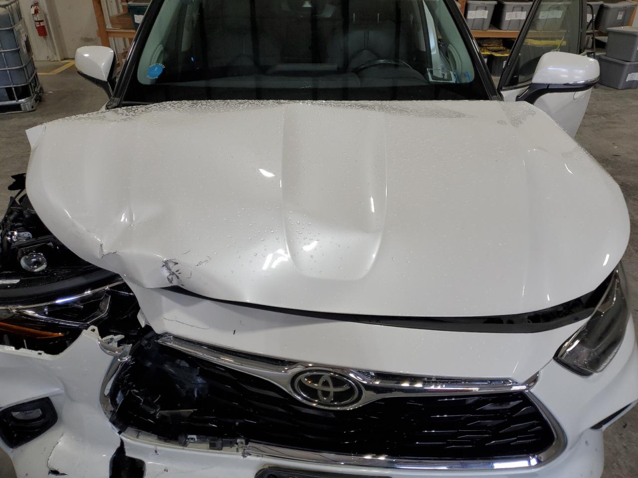 TOYOTA HIGHLANDER LIMITED