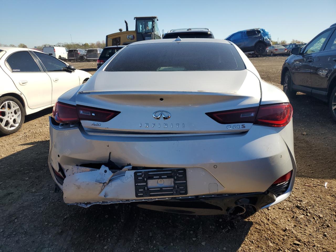 INFINITI Q60 RED SPORT 400