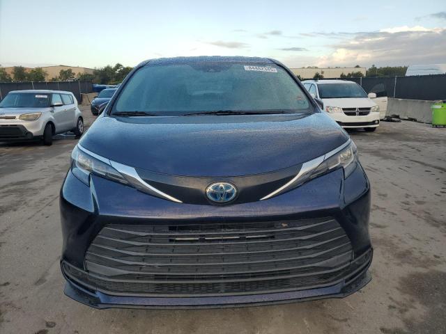2022 TOYOTA SIENNA LE 5TDKRKEC2NS120514