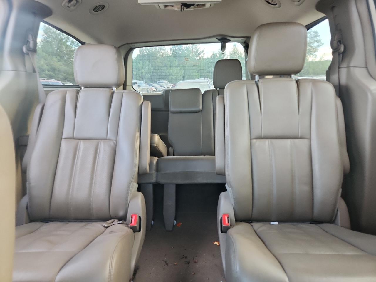 CHRYSLER TOWN & COUNTRY TOURING